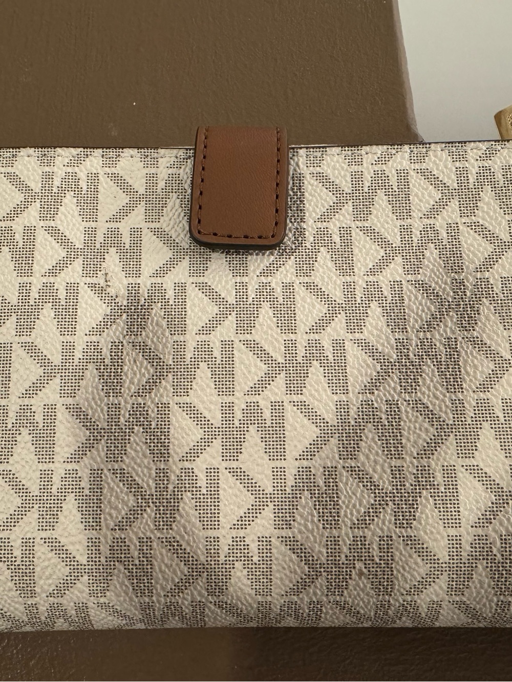 NWT Michael Kors Beige Logo Wristlet with Gold Accents - Picture 5 of 9